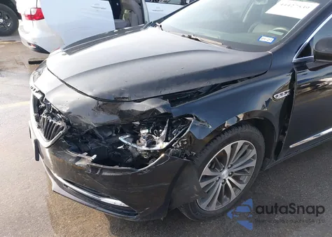 2017 Buick Lacrosse Essence z USA, uszkodzony, nr VIN 1G4ZP5SS4HU183028